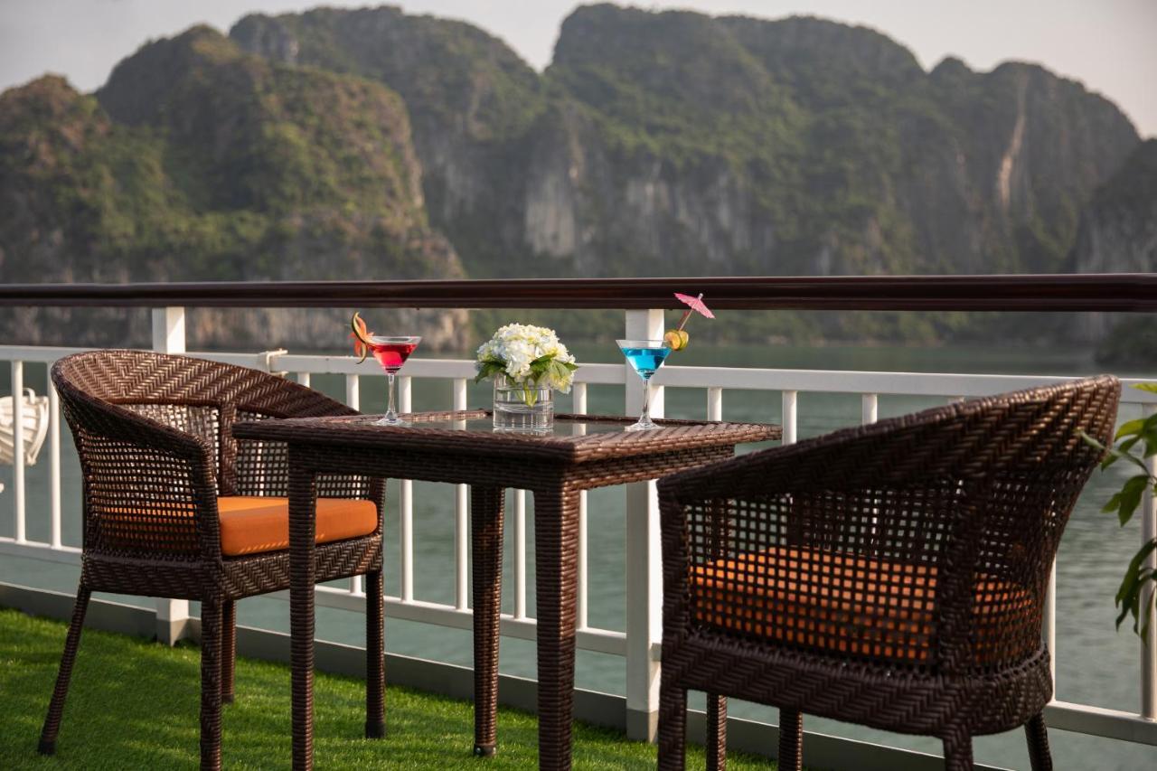 Hotel Dora Cruise By Hag Hạ Long Exterior foto